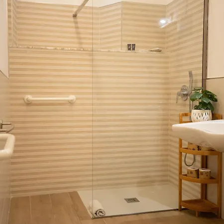 Lighthouse 3* Taormina